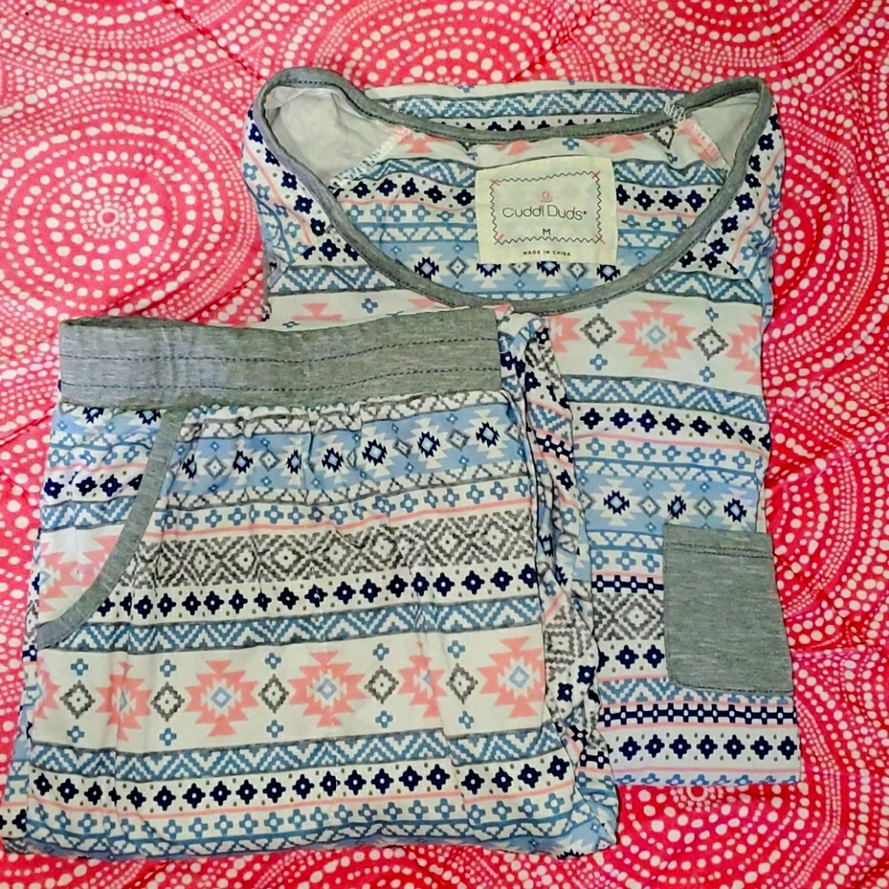 Pajama Set Size Medium Long Sleeve Lightweight